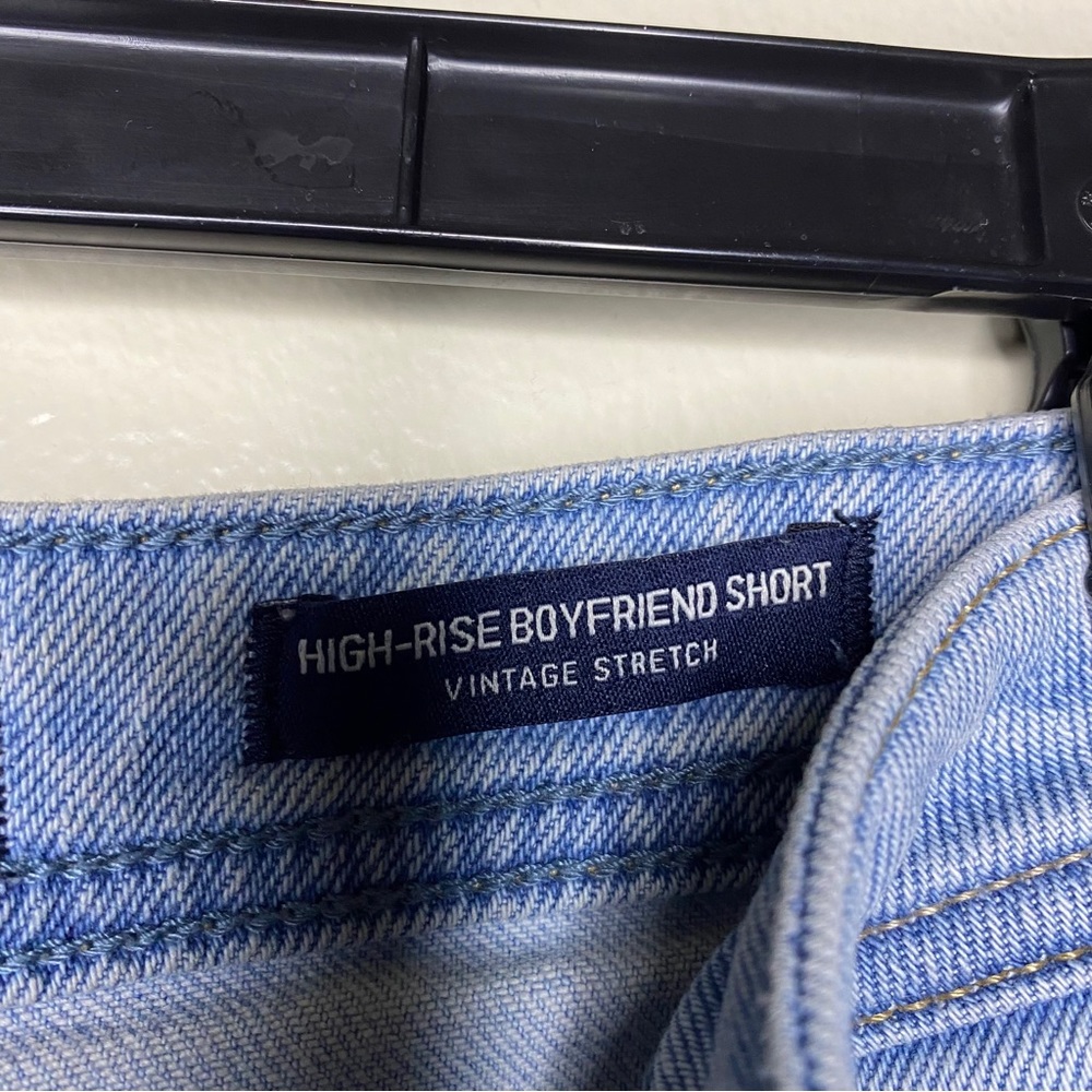 HOLLISTER High Rise Boyfriend Short - Picture 7 of 9
